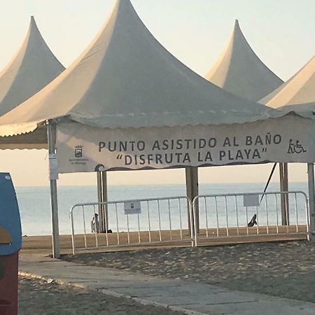 Apartments Naty Beach Малага Екстер'єр фото
