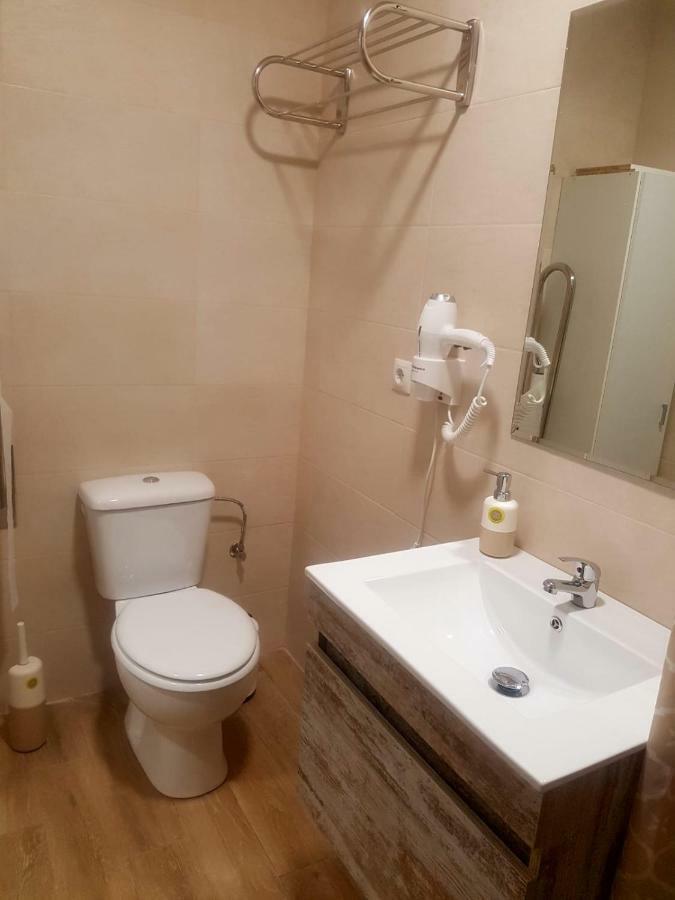 Apartments Naty Beach Малага Екстер'єр фото